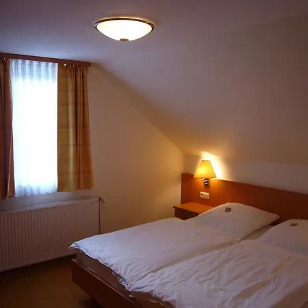 Deutsches Haus Hotel