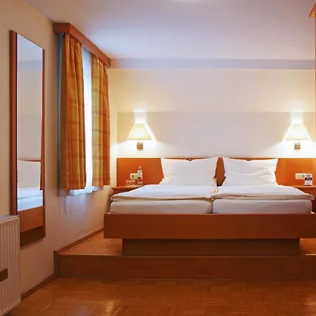 Deutsches Haus 2* Kaub