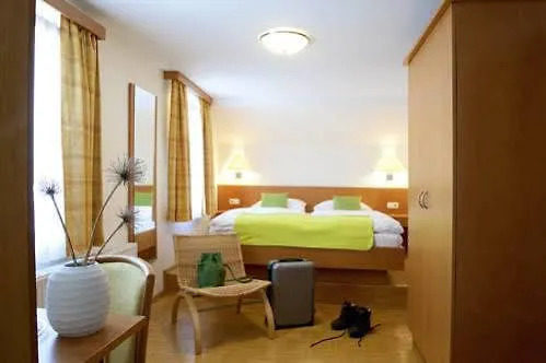 Deutsches Haus Hotell